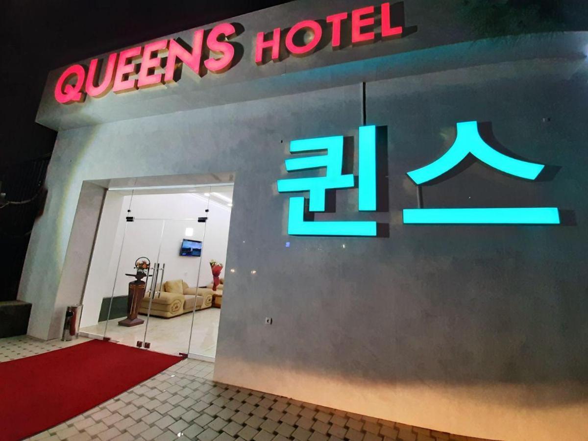 Queens Hotel Taškent Exteriér fotografie